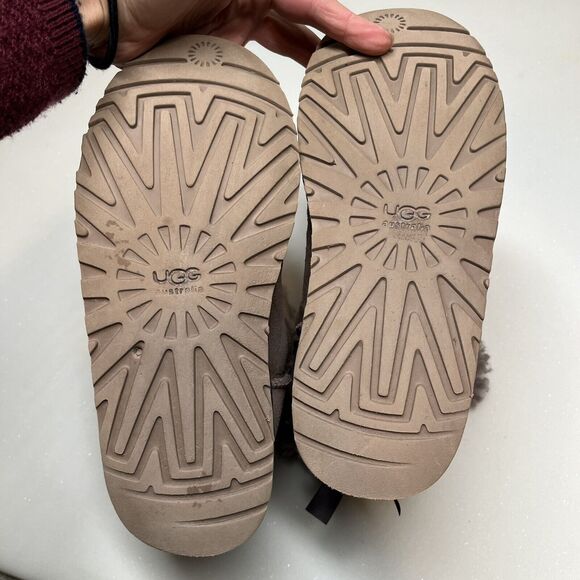 UGG Bailey Bow II Brown Suede Boots Womens 5 Slip On Sheepskin Mid-Calf Boot - Picture 9 of 12